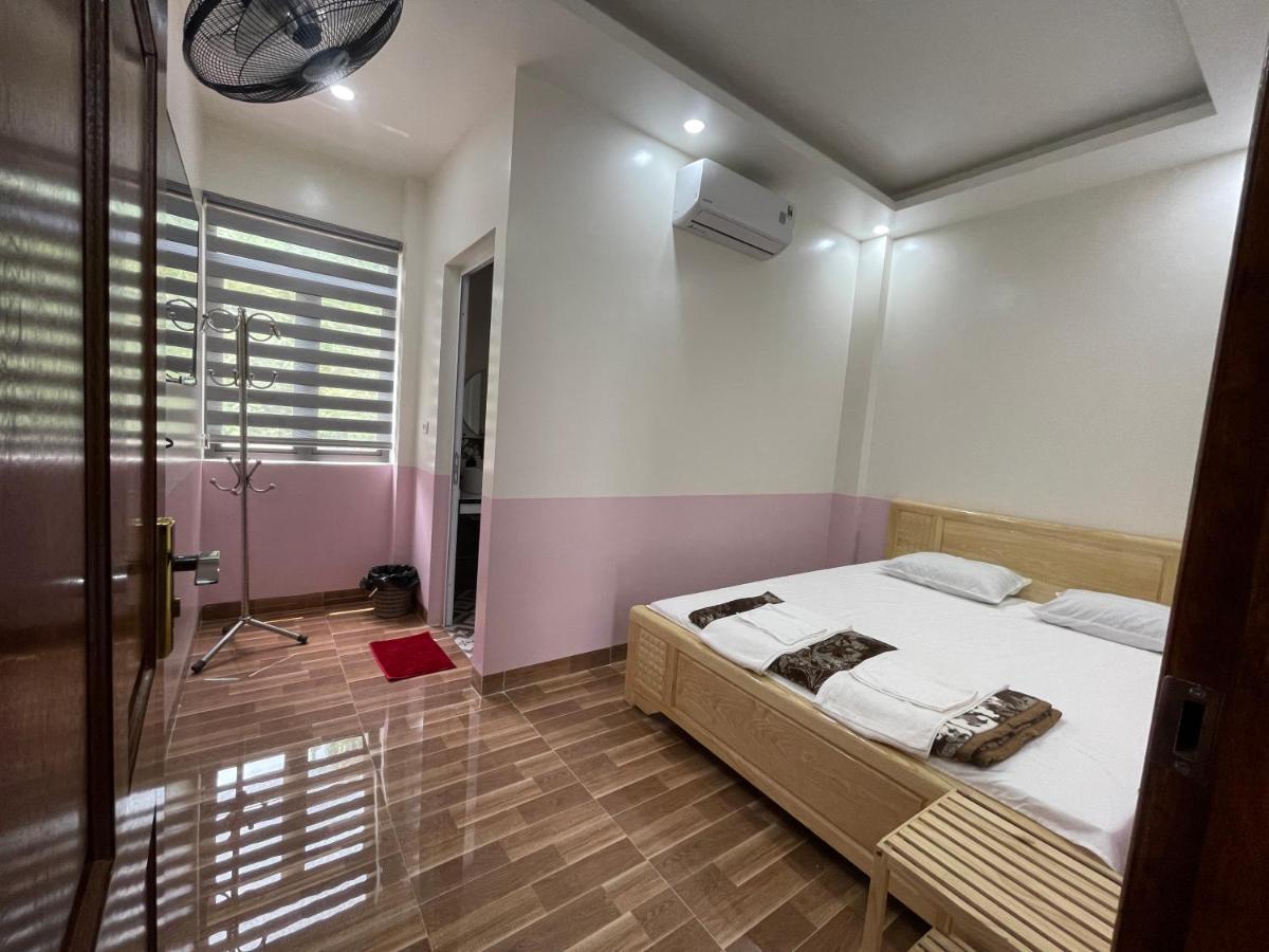 75 Motel Ha Giang Exteriör bild